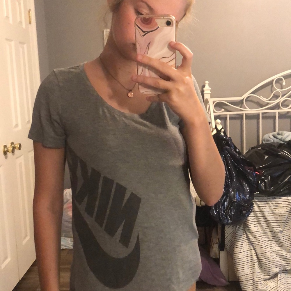 nike tee shirt